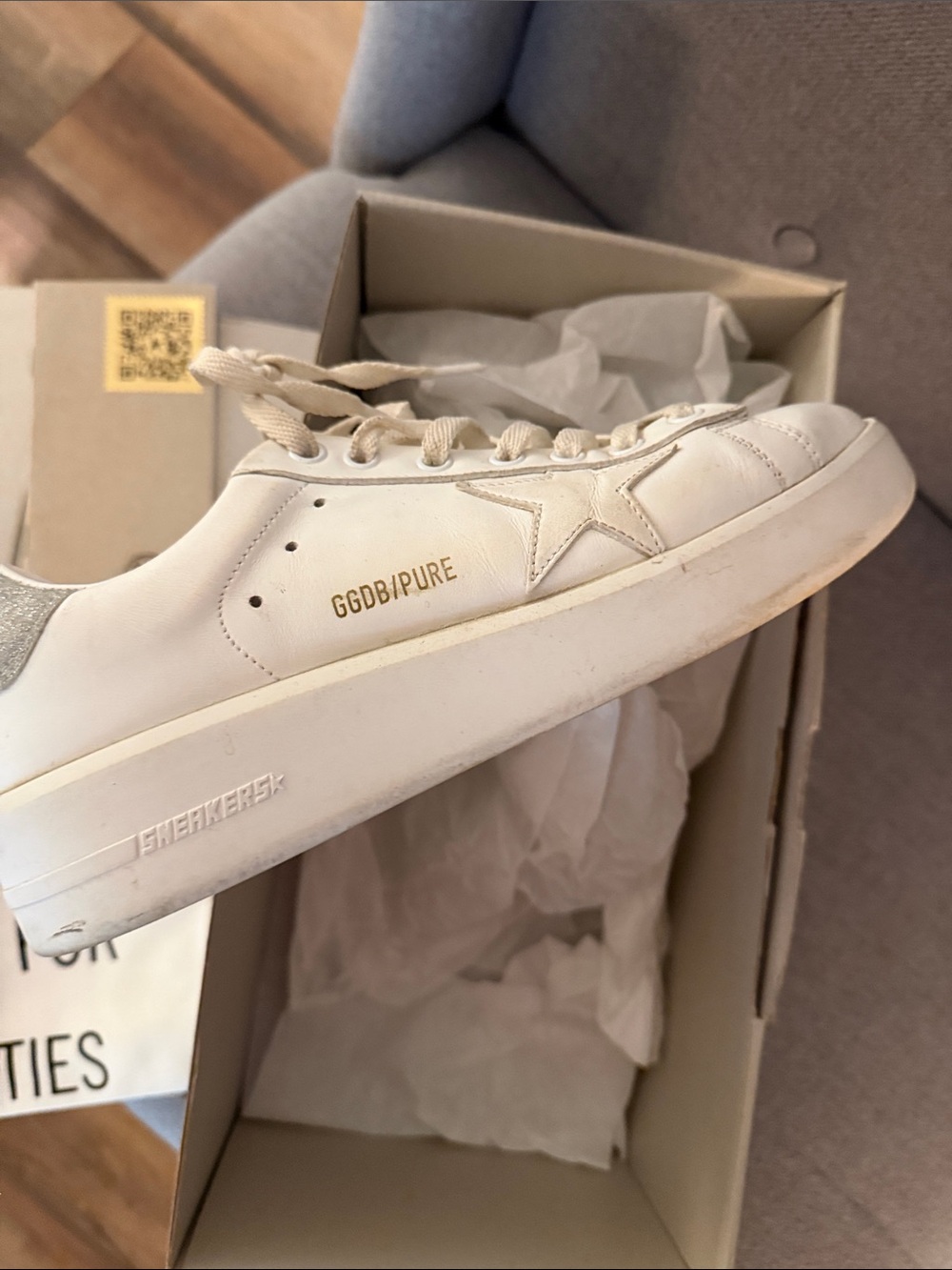 Golden Goose White Low-Top Sneaker with Silver Glitter Heel Tab - Picture 2 of 6
